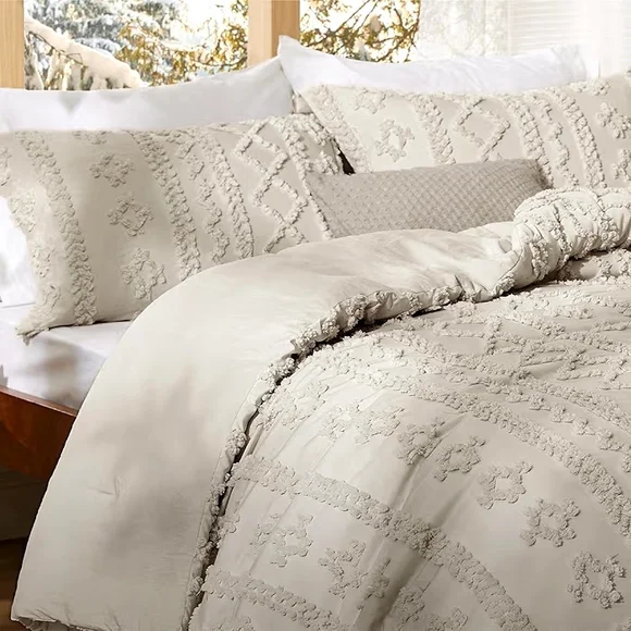 Elegant Tufted Boho Oversized King Comforter  Set - Picture 6 of 9